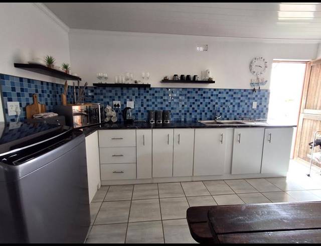 2 BEDROOM HOUSE FOR SALE IN DUYKER EILAND